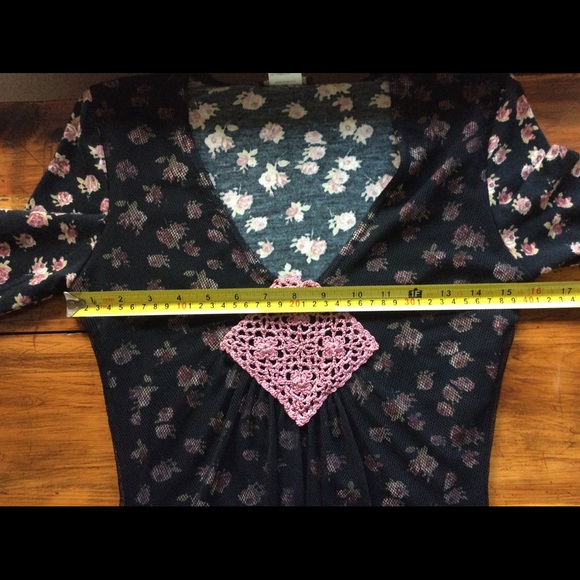 rectangle blanc Paris V neck net top SZ T2 Europe - Picture 4 of 8